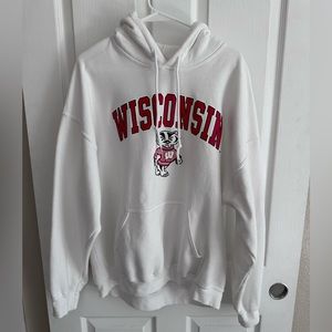 Women’s White Wisconsin Badgers Hoodie